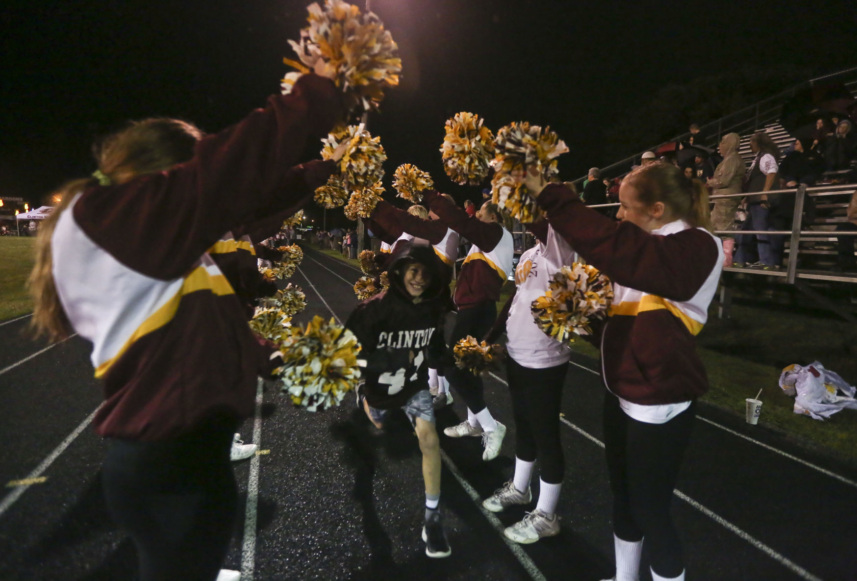 Shelbyville Clinton decgal 41 09.07.18.JPG
